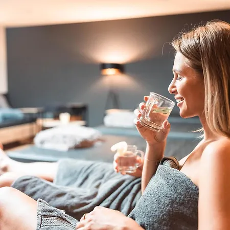 ロッジ Himmelchalet - Alpencamping ネンツィング