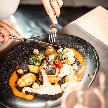 Himmelchalet - Alpencamping Lodge Nenzing